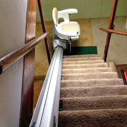 ThyssenKrupp gerade Treppe