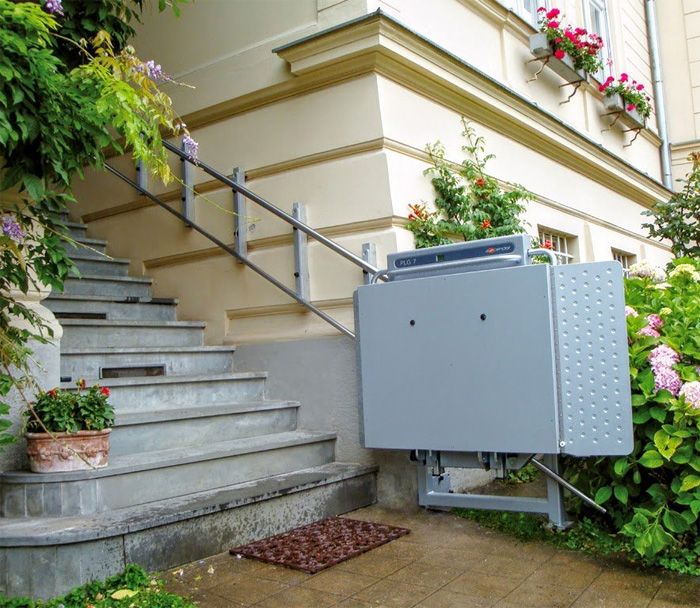 Exterior platform lift