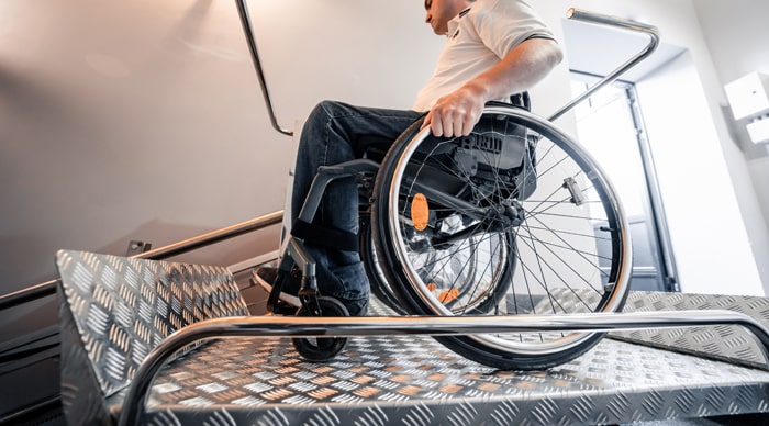 Lift fuer Koerperbehinderte
