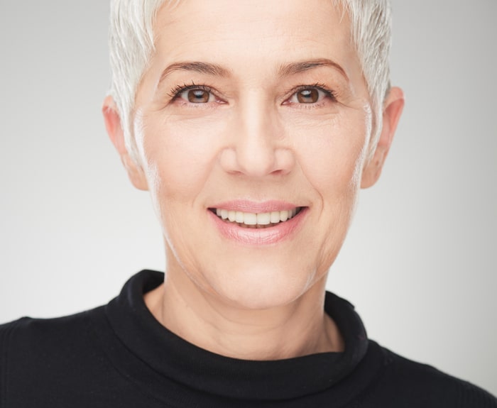 Portraet einer aelteren Frau