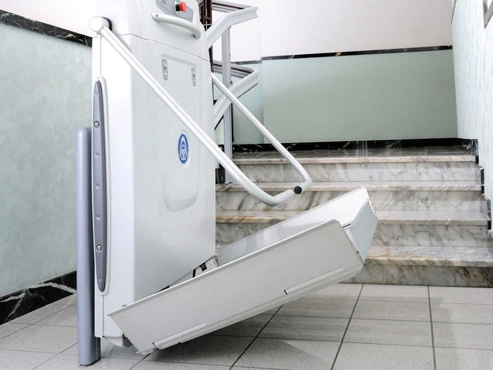 TKE Treppenlift Plattform
