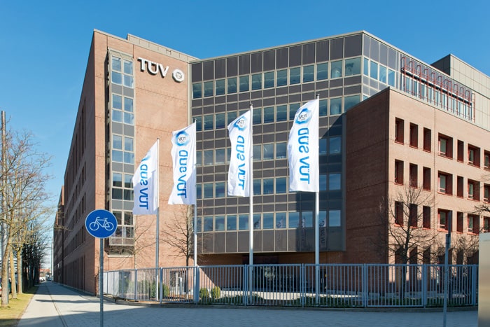 TUV Hauptzentrale Firmengebaeude